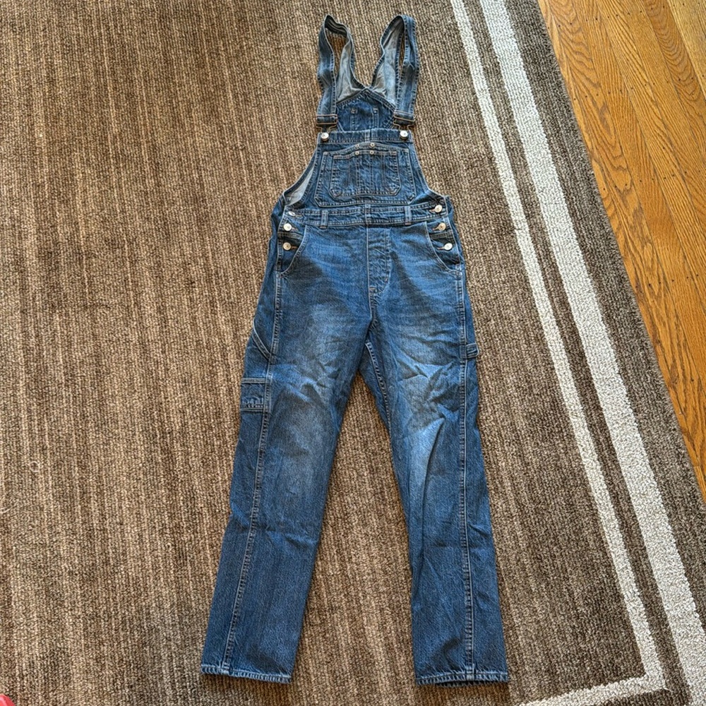 American Eagle 90s Boyfriend Overalls